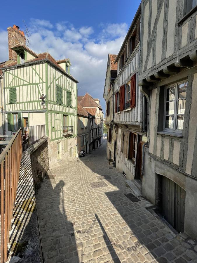 Appartement Le Coche D'Eau Auxerre Les Quais Екстер'єр фото
